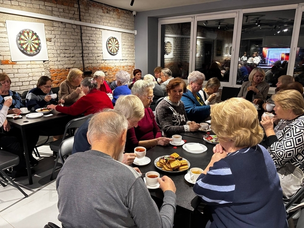 Викторина объединила молодёжь и старшее поколение кировчан Викторина объединила молодёжь и старшее поколение кировчан
