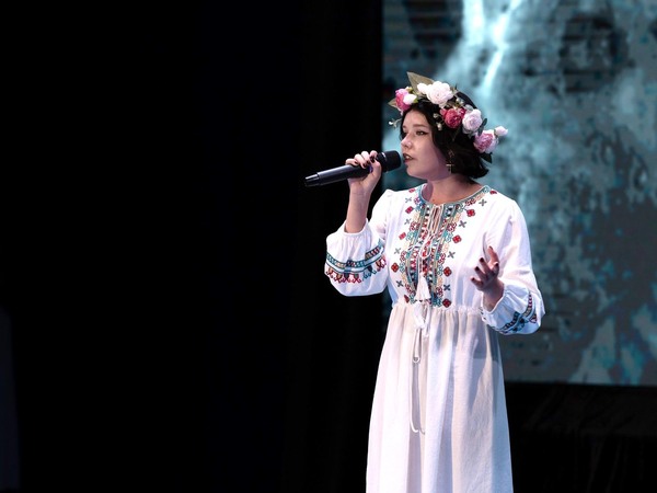 Солистка "ЗаБаВы" покорила жюри молодёжного конкурса «МузФильм» Солистка "ЗаБаВы" покорила жюри молодёжного конкурса «МузФильм»