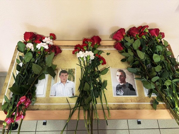 В Кировском районе открыли «Парту Героя» в честь участников СВО В Кировском районе открыли «Парту Героя» в честь участников СВО