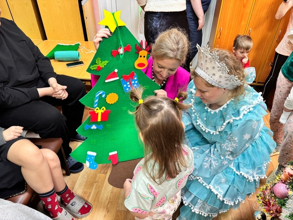 Новогоднее чудо в детском отделении Новогоднее чудо в детском отделении