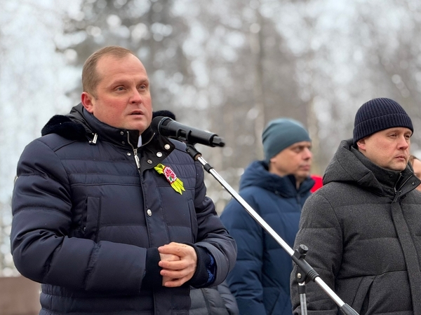 Помним подвиг героев Невского пятачка Помним подвиг героев Невского пятачка