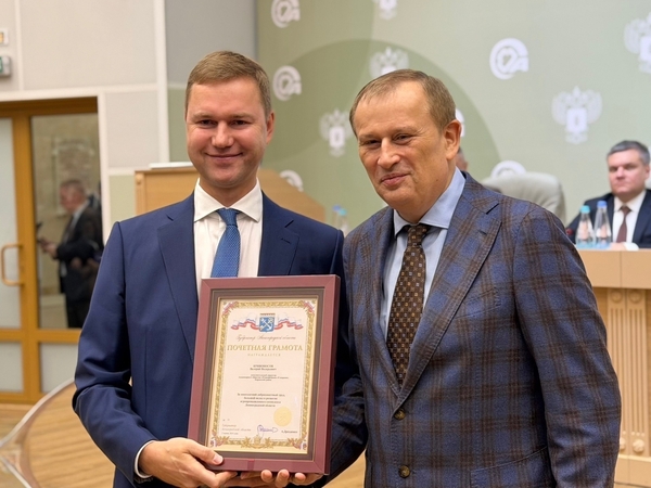 Аграрии Кировского района получили заслуженные награды Аграрии Кировского района получили заслуженные награды