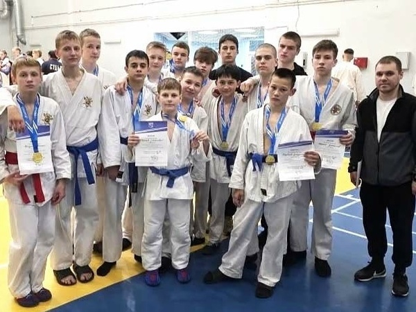 Кировские рукопашники завоевали 18 наград на областных соревнованиях Кировские рукопашники завоевали 18 наград на областных соревнованиях